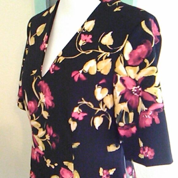 NWT London Style Collection Dark Floral Dress - Picture 5 of 11